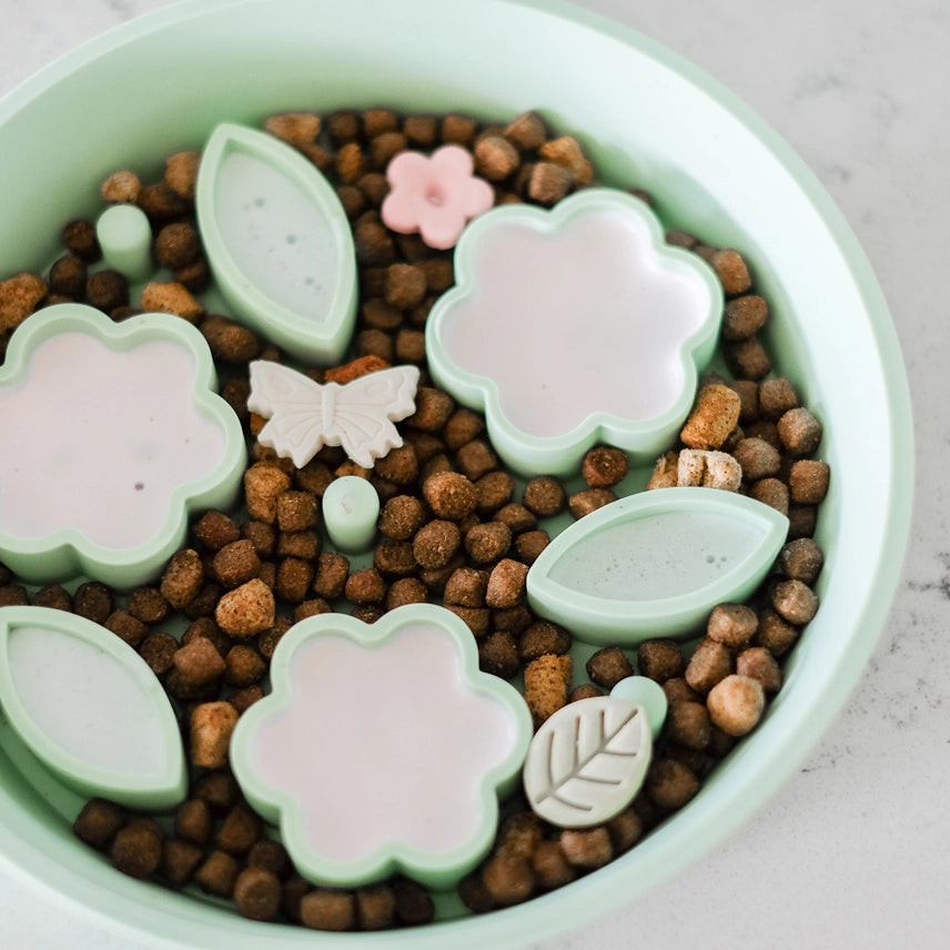 Flower + Leaf Slow Feeder Bowls Grønn Medium